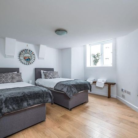 Cosy Flat In Free Parking Area, Next To Bus Stop Brighton Exterior photo