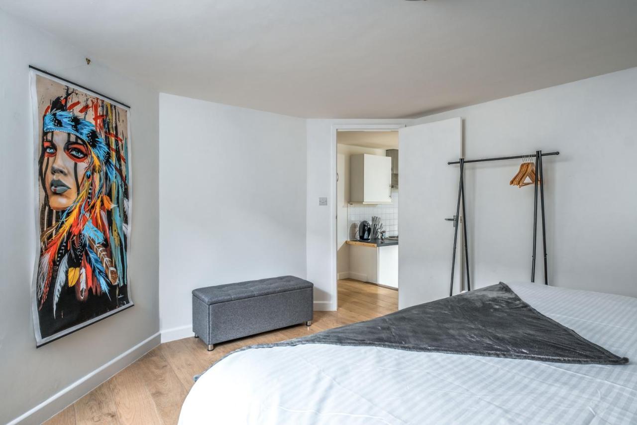 Cosy Flat In Free Parking Area, Next To Bus Stop Brighton Exterior photo