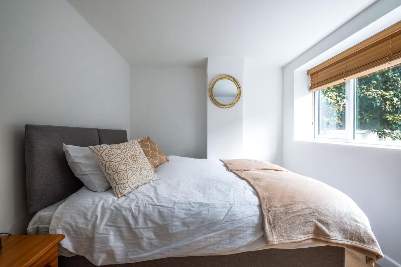 Cosy Flat In Free Parking Area, Next To Bus Stop Brighton Exterior photo